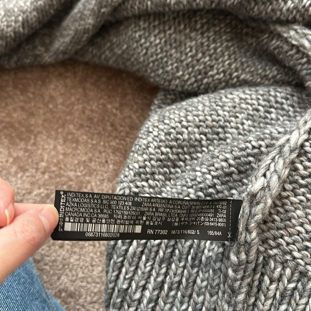 Zara Long Cardigan; Italian Yarn; Made in Spain - Picture 4 of 4